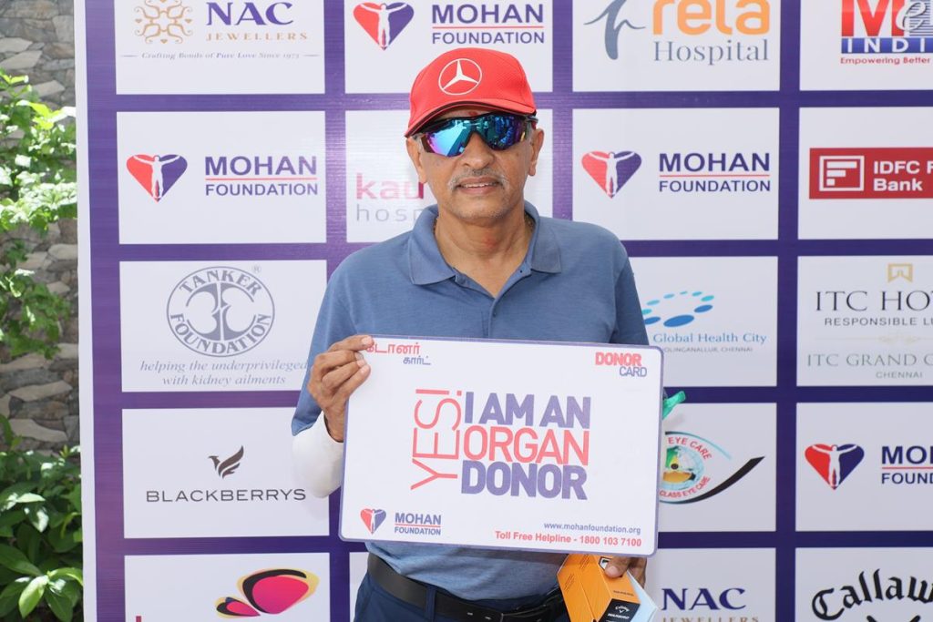 Golfer supporting to the cause of Organ Donation